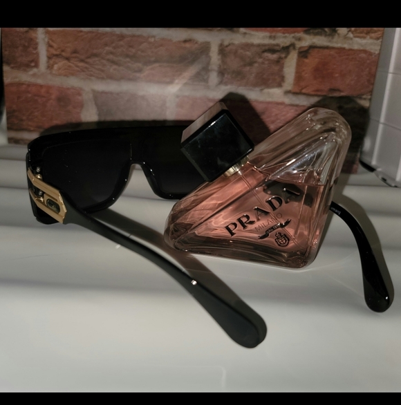 Cazal Black and Yellow Unisex Sunglasses - Picture 2 of 2